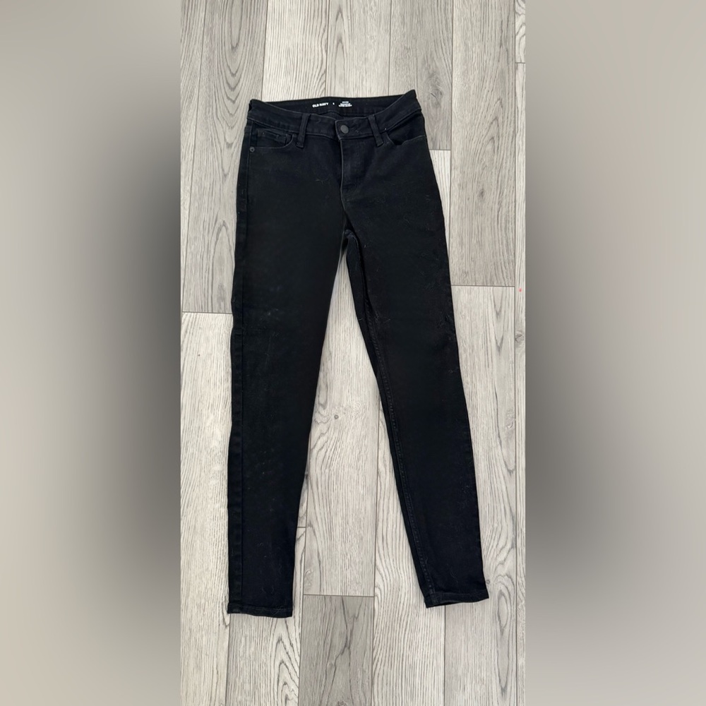 Old Navy Women's Black Skinny Jeans